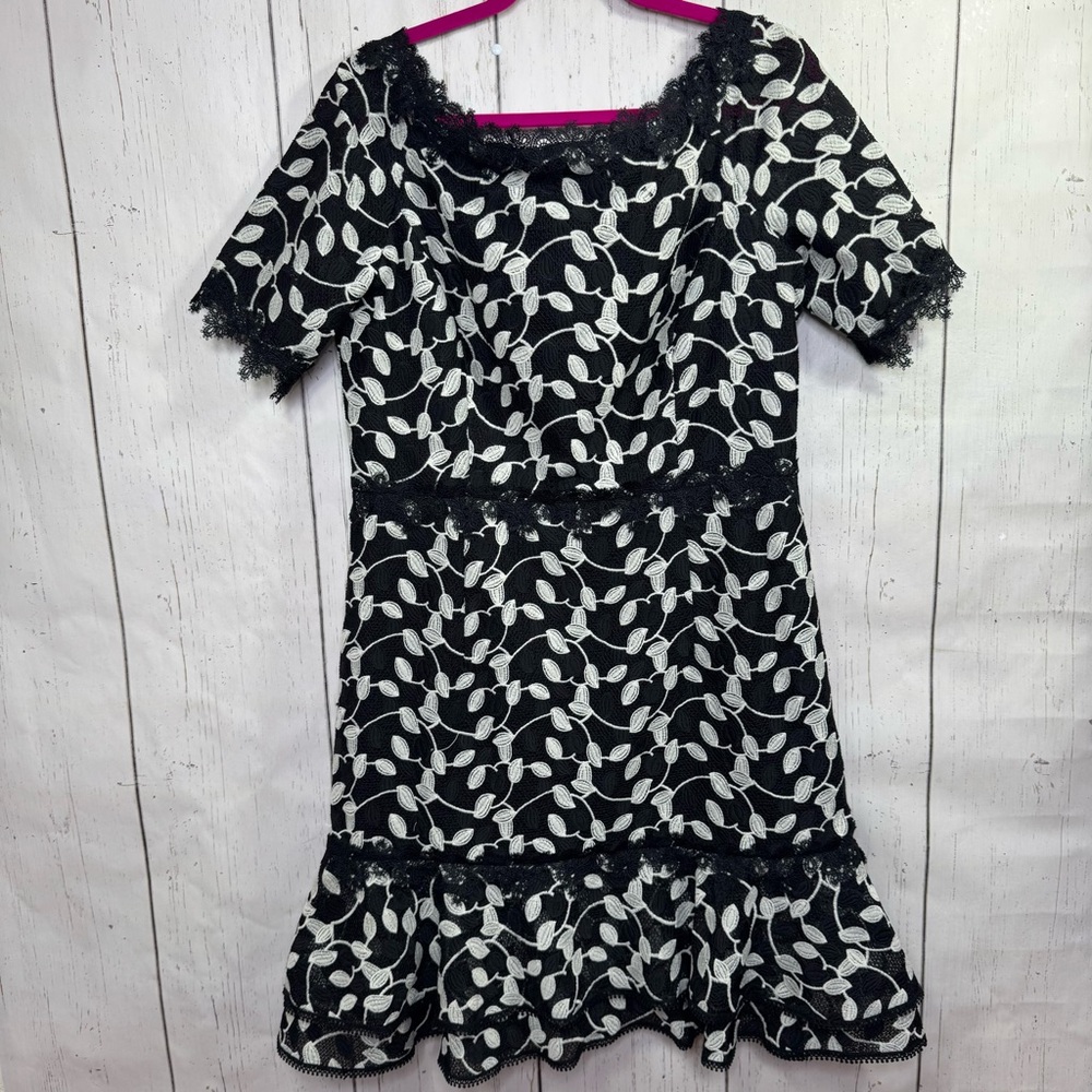 Shani Black White Floral Lace Cocktail Dress Ruffle Hem 12 Coquette Romantic